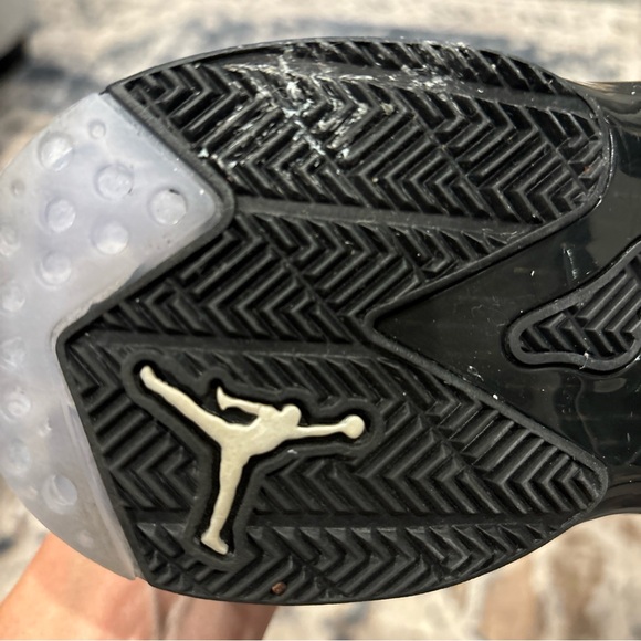 Jordan Nike 6-17-23 Metallic Silver sz 6.5 Youth - Picture 5 of 6